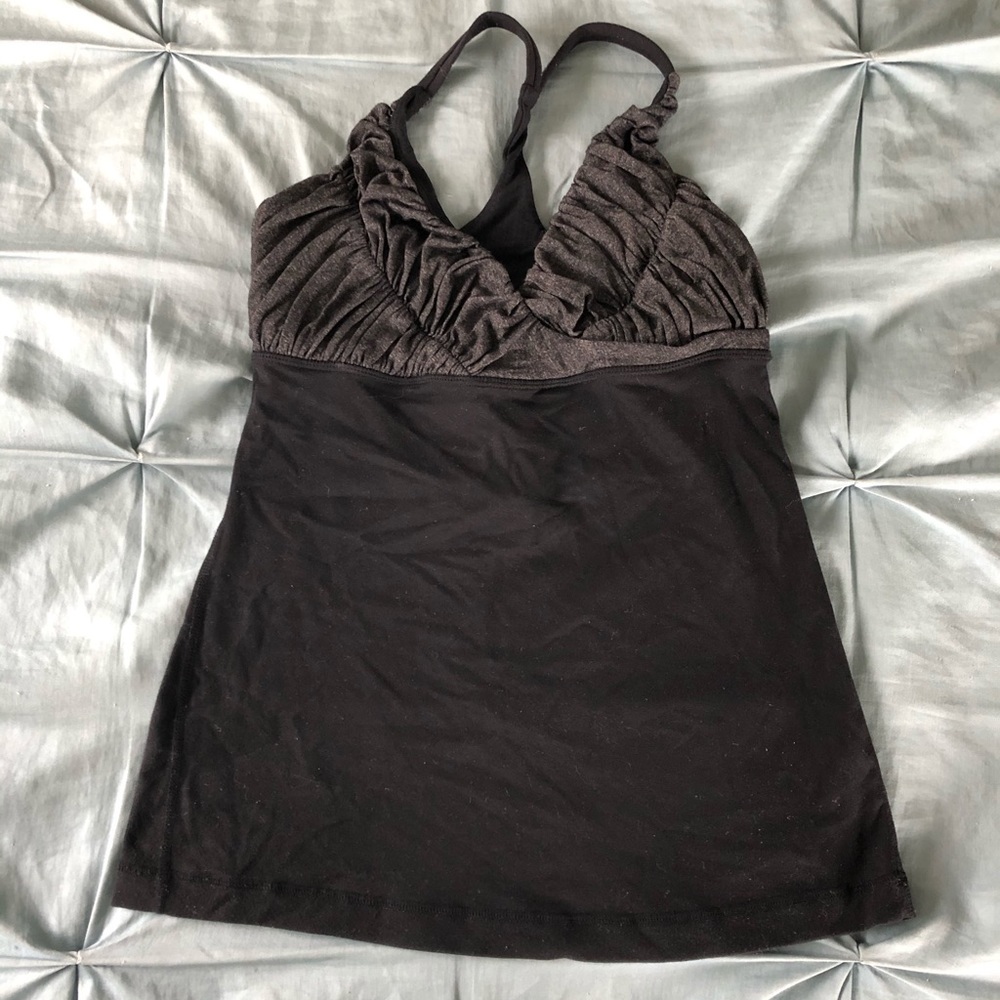 Lululemon tank